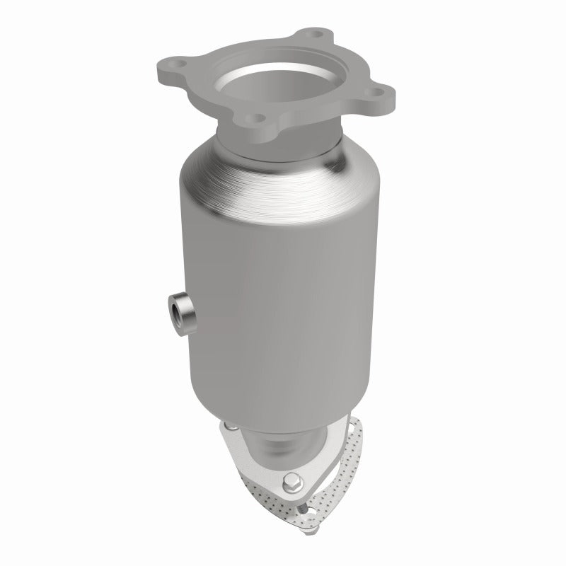 MagnaFlow Direct Fit Catalytic Converter 18-20 Audi Q5 Underbody