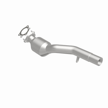MagnaFlow 10-11 Cayenne V8 4.8 OEM Underbody Direct Fit Converter