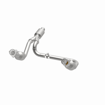 MagnaFlow 14-15 Chevrolet Silverado 1500 5.3L Direct-Fit Catalytic Converter