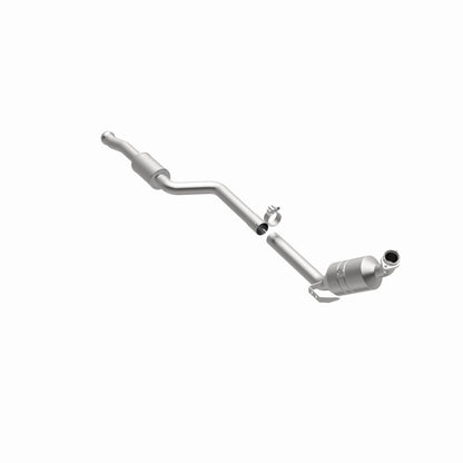 MagnaFlow 08-10 Mercedes-Benz C300 3.0L Direct Fit Converter