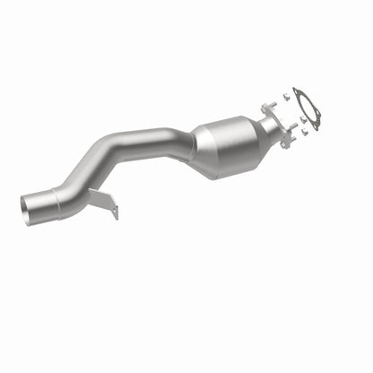 MagnaFlow 10-11 Cayenne V8 4.8 OEM Underbody Direct Fit Converter