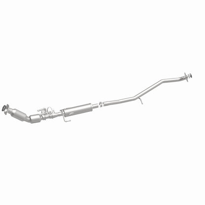 MagnaFlow Direct Fit Catalytic Converter 12-17 Toyota Prius V Base Underbody 1.8L