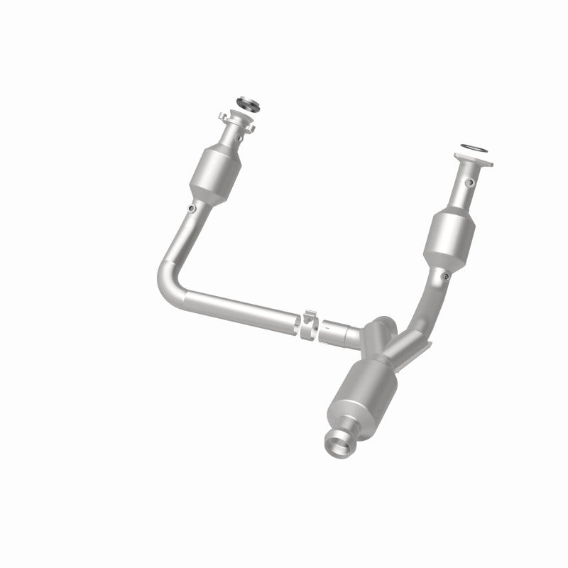 MagnaFlow 14-15 Chevrolet Silverado 1500 5.3L Direct-Fit Catalytic Converter