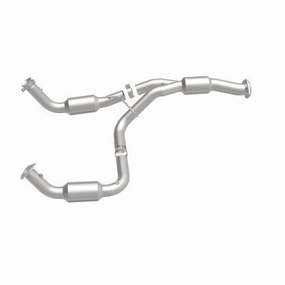 MagnaFlow 12-14 Chevrolet Silverado 2500 HD 6.0L Direct Fit Converter