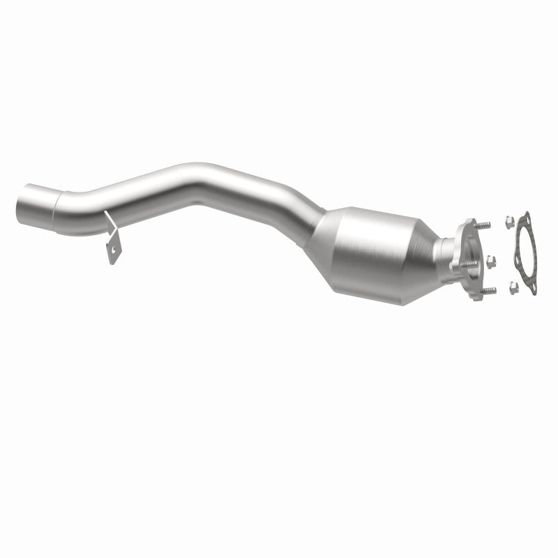 MagnaFlow 10-11 Cayenne V8 4.8 OEM Underbody Direct Fit Converter