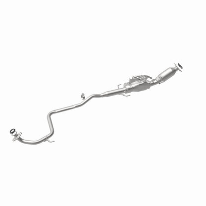 MagnaFlow Direct Fit Catalytic Converter 12-13 Toyota Prius C Base Underbody 1.5L