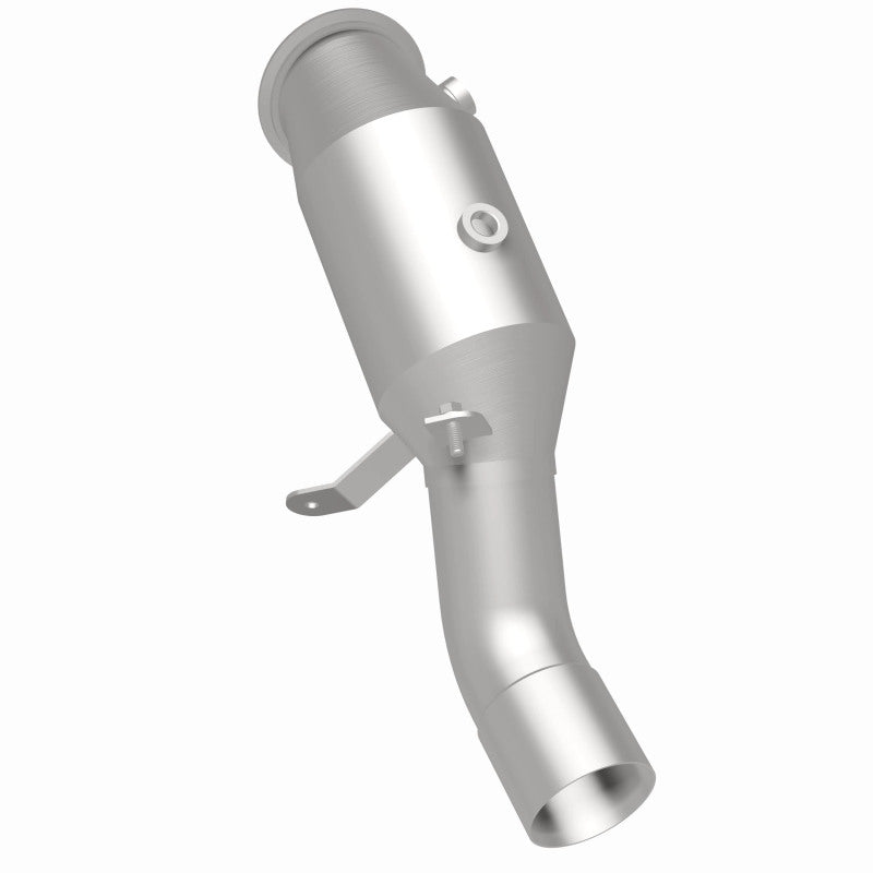 MagnaFlow Direct Fit Catalytic Converter 2014 BMW X5 3.0L Closed Couple