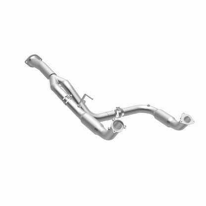 MagnaFlow 2011 Chevrolet Silverado 2500 HD 6.0L Direct Fit Converter