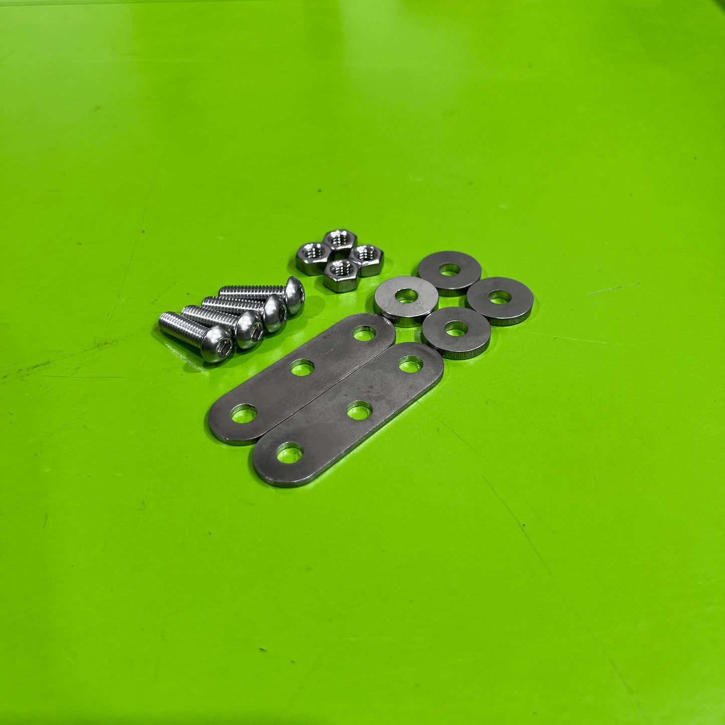 [GARAGE SALE] - Nuke Performance - Fuel Rail Bolt On Brackets - SAAB 4cyl 900