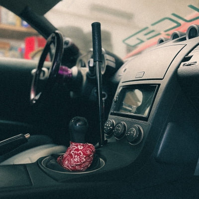 CNC71 - Hidden hydraulic handbrake Nissan 350Z / Infiniti G35