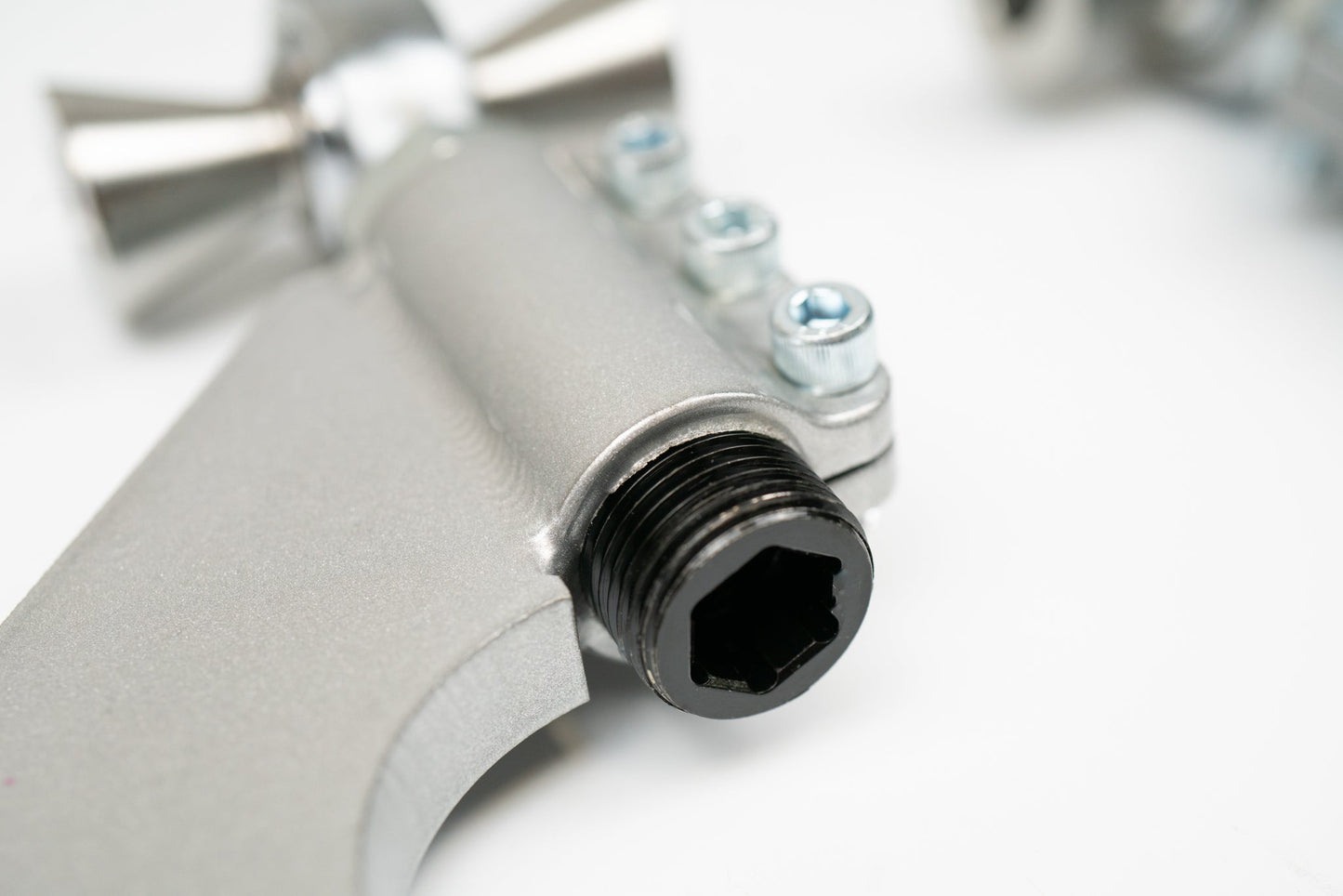 FDF Raceshop - Nissan Curved Tension Arms for S-Chassis, R-Chassis, and Z32