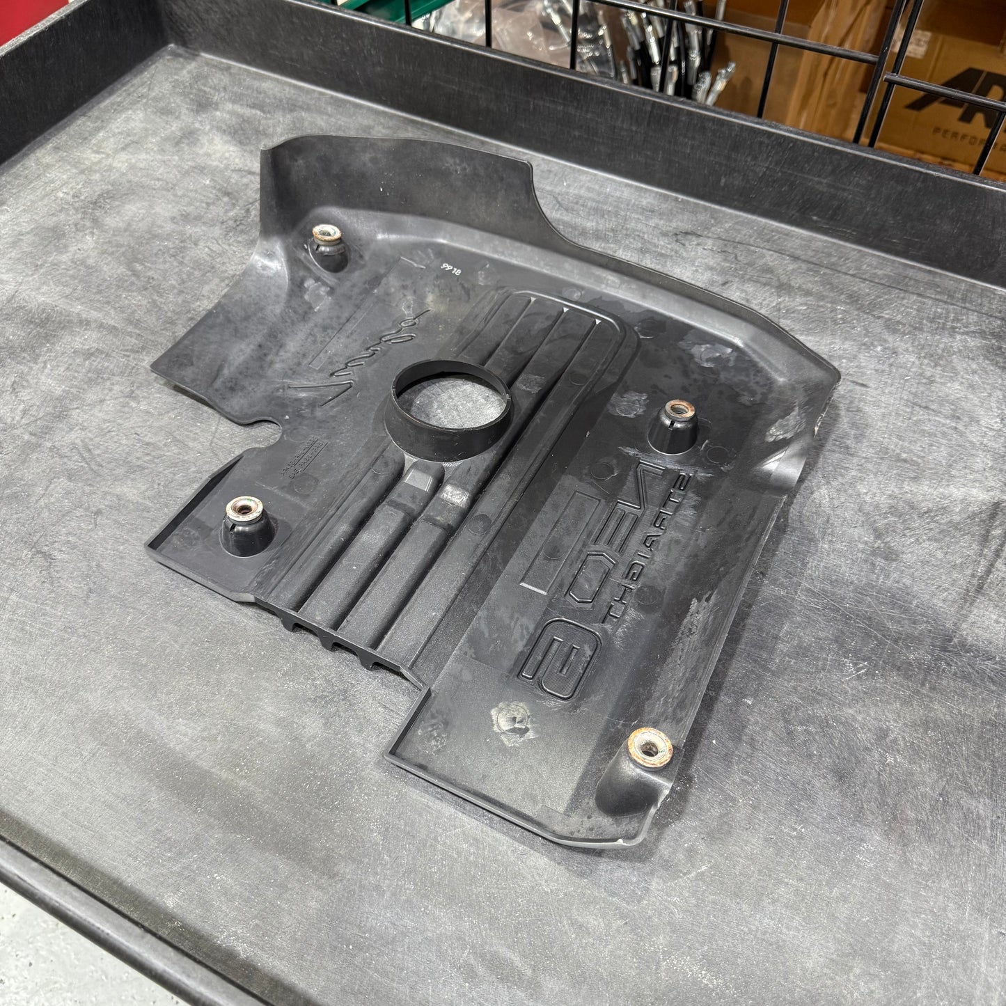 [GARAGE SALE] - NISSAN Skyline R34 ER34 OEM Engine Head Valve Cover NEO6 RB25DET