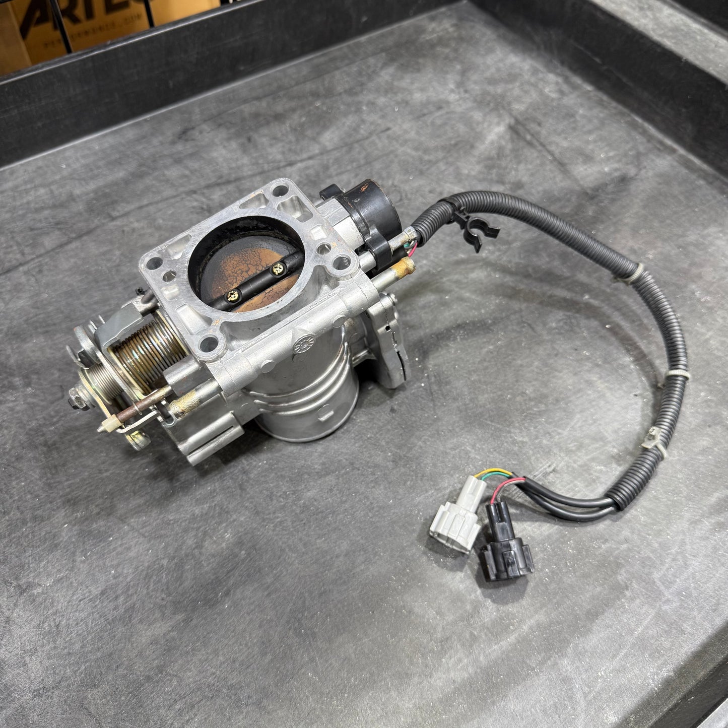 [GARAGE SALE] - NISSAN SKYLINE R34 GTT RB25DET NEO Throttle Body