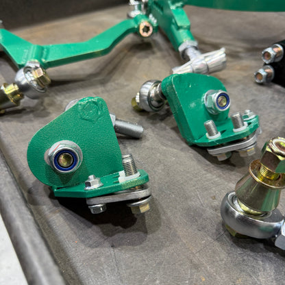 [GARAGE SALE] - FDF Raceshop - Nissan 350Z/ Infiniti G35 Mild Mantis Angle Kit - FDF Green / No Offset Rack Spacer / Include ON-CAR Adjustable Upper Control Arms