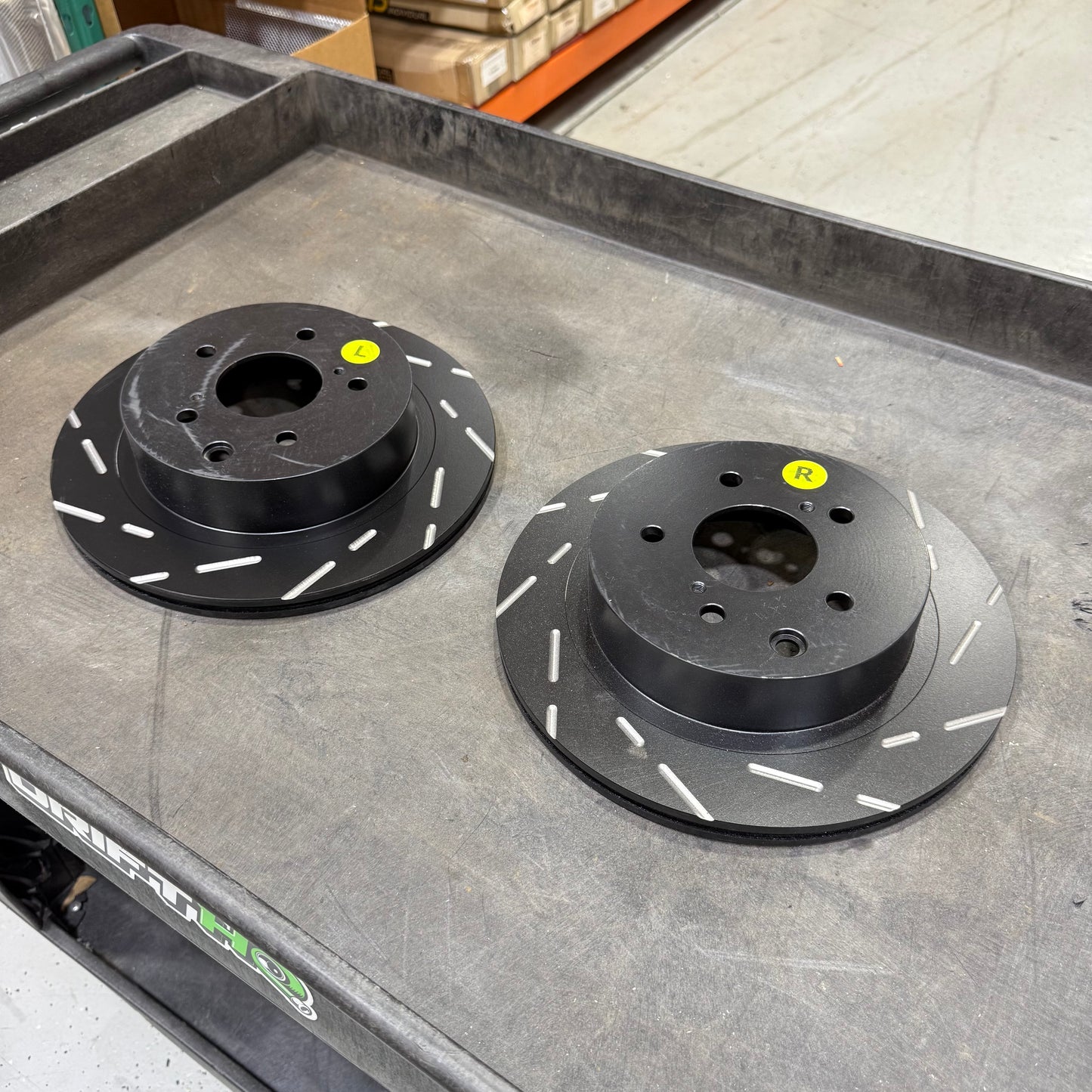 [GARAGE SALE] - EBC 89-94 Nissan Skyline (R32) 2.0 Turbo GTS USR Slotted Rear Rotors