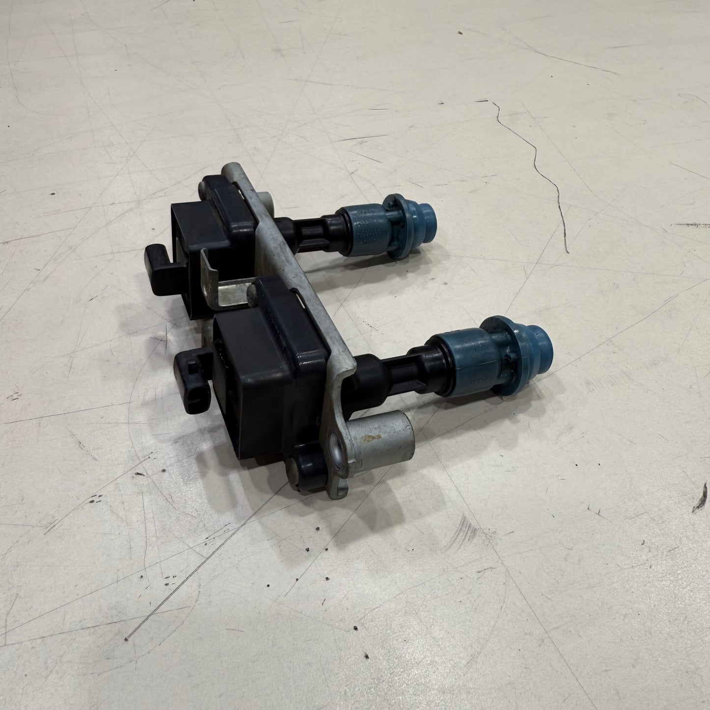 [GARAGE SALE] - 1993-1998 TOYOTA SUPRA TURBO 2JZGTE OEM IGNITION COILS