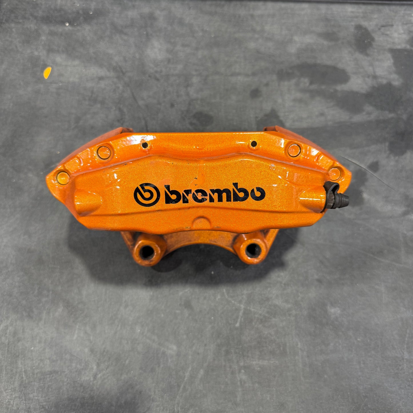 [GARAGE SALE] - 03-08 Nissan 350z Z33 Brembo Brake Calipers - Front Pair
