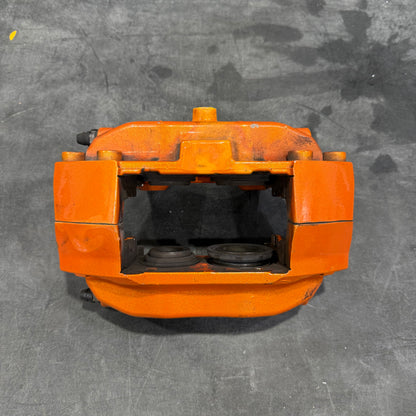 [GARAGE SALE] - 03-08 Nissan 350z Z33 Brembo Brake Calipers - Front Pair