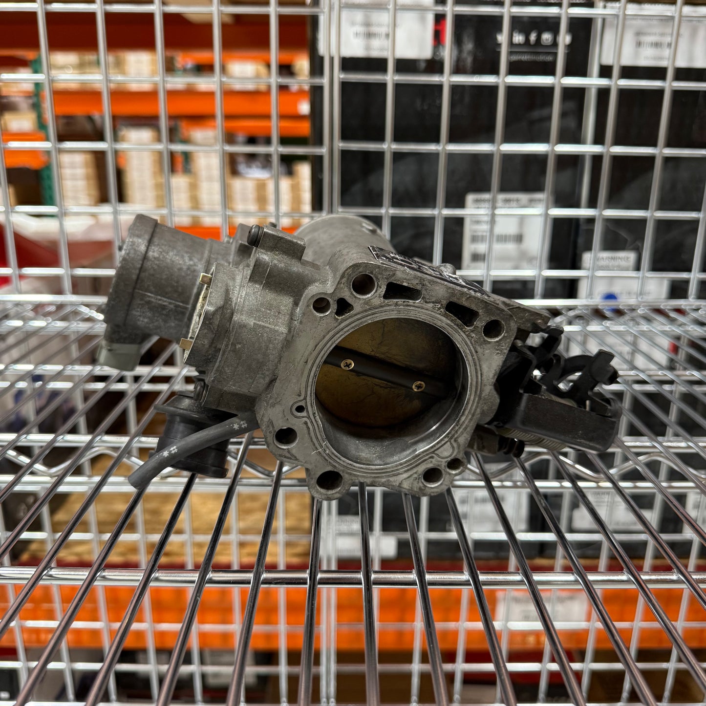 [GARAGE SALE] - TOYOTA 2JZGTE THROTTLE BODY TRC 22030-46040
