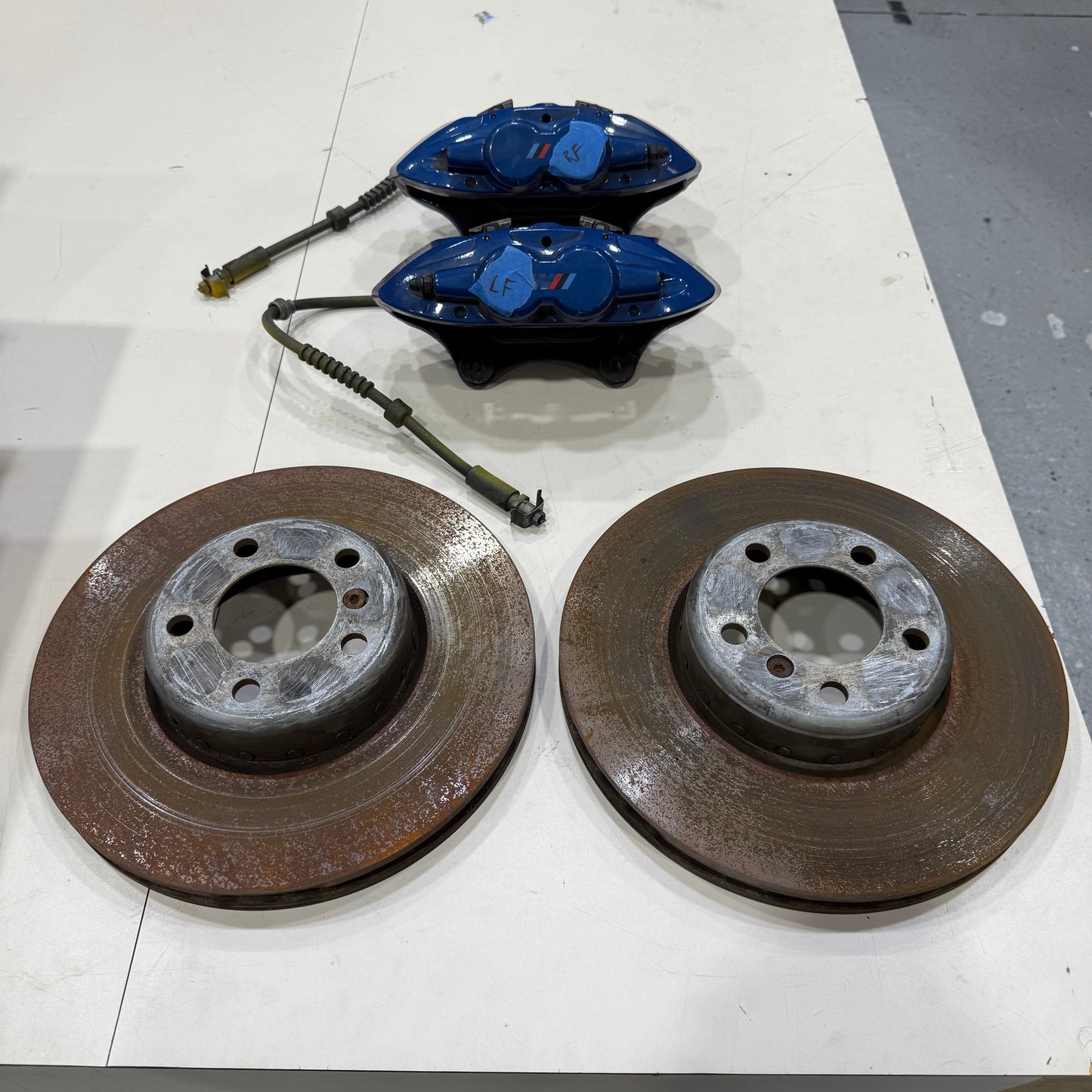 [GARAGE SALE] - 12-20 BMW F22 F30 F32 F36 3/4 Series M3 M4 Brembo FRONT Brake Calipers + Pads/Rotors