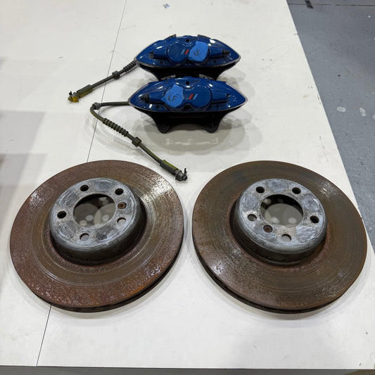 [GARAGE SALE] - 12-20 BMW F22 F30 F32 F36 3/4 Series M3 M4 Brembo FRONT Brake Calipers + Pads/Rotors