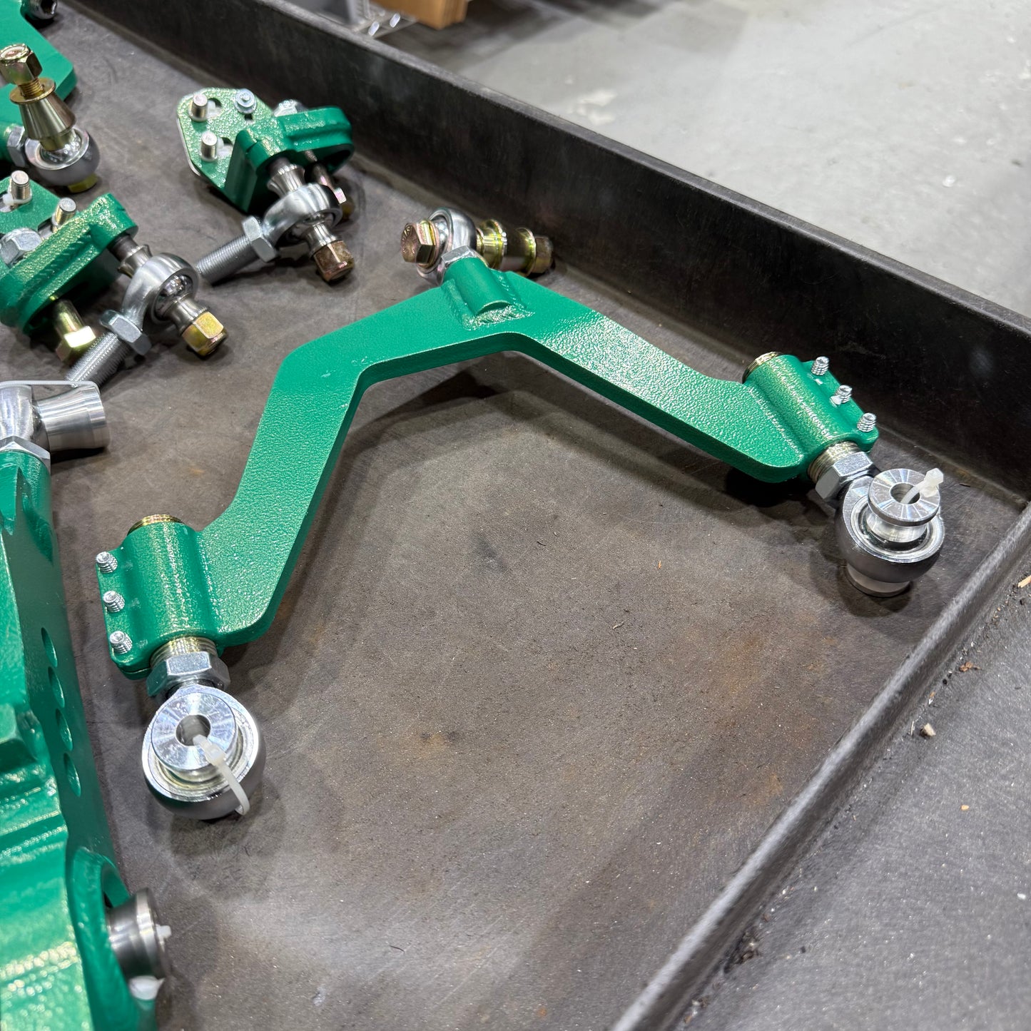 [GARAGE SALE] - FDF Raceshop - Nissan 350Z/ Infiniti G35 Mild Mantis Angle Kit - FDF Green / No Offset Rack Spacer / Include ON-CAR Adjustable Upper Control Arms