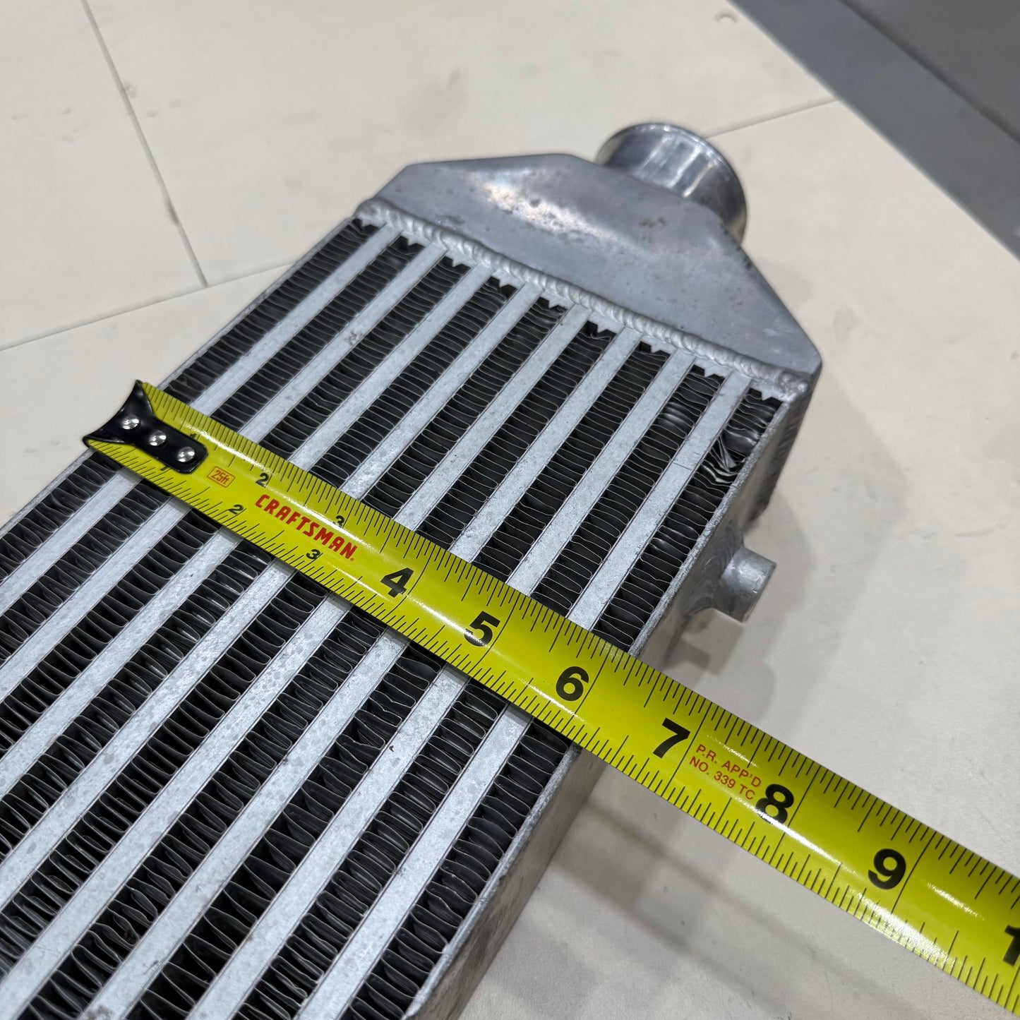 [GARAGE SALE] - UNIVERSAL INTERCOOLER