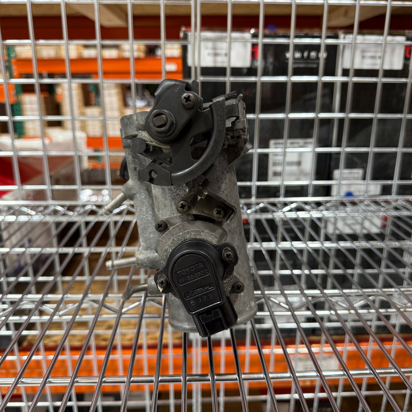 [GARAGE SALE] - TOYOTA 2JZGTE THROTTLE BODY TRC 22030-46040