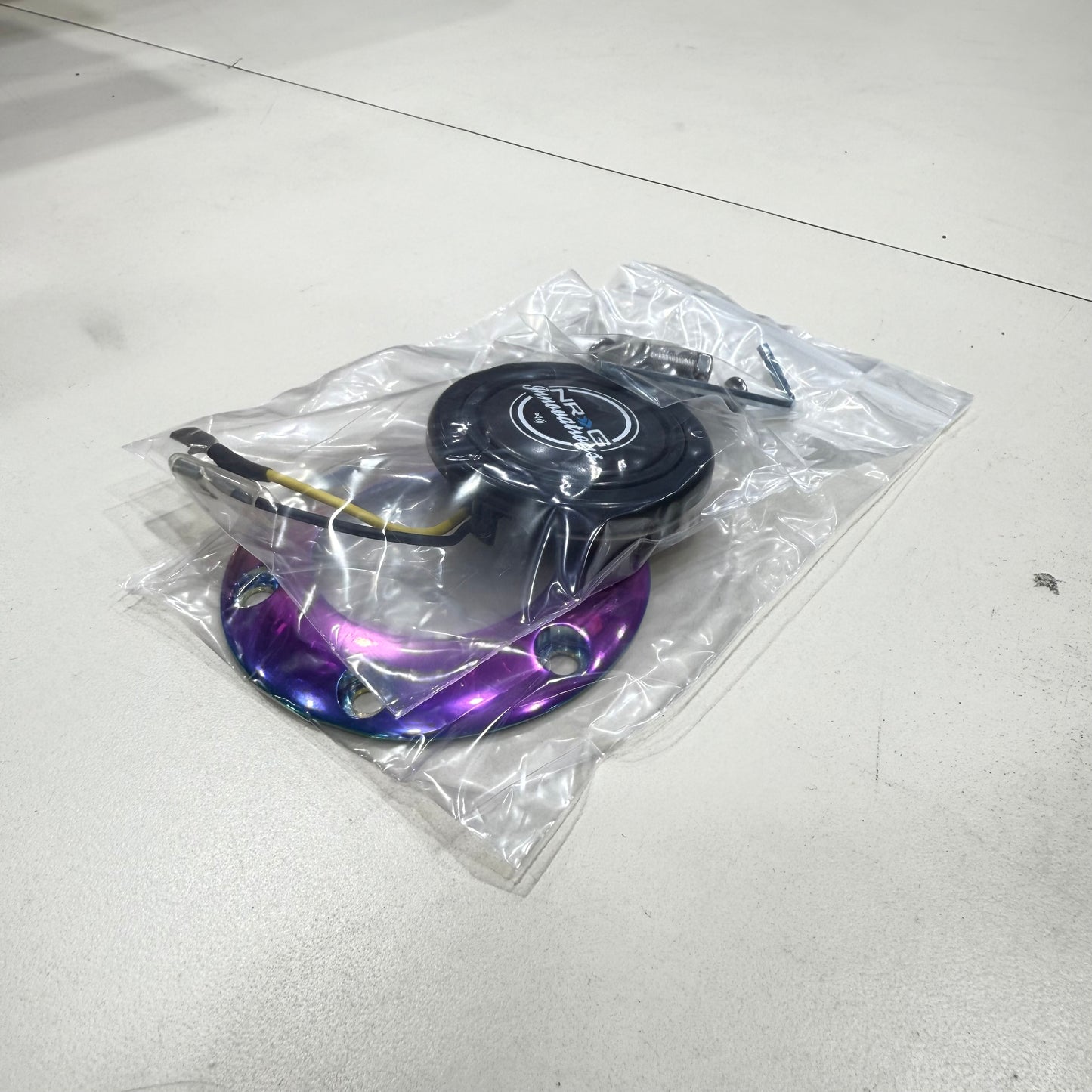 [GARAGE SALE] - NRG - 350MM 3" DEEP DISH WOOD GRAIN STEERING WHEEL