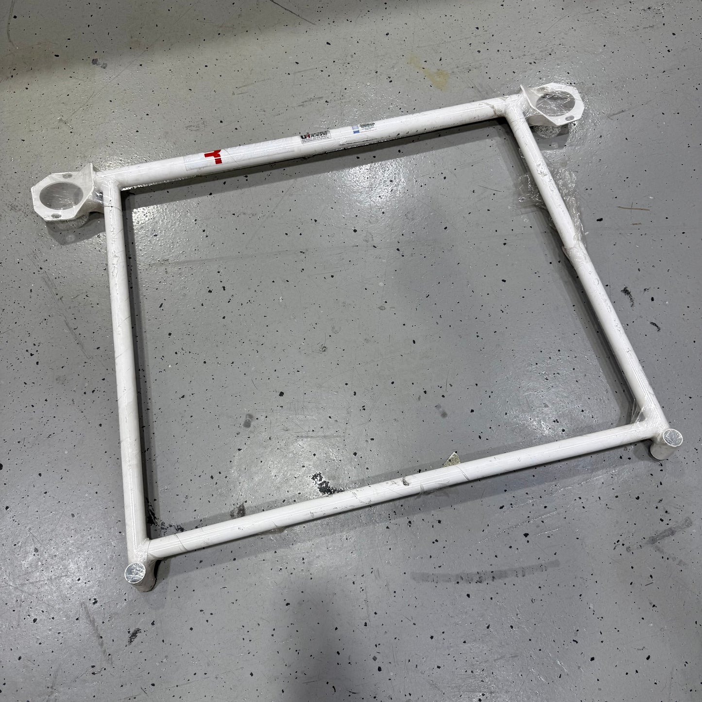 [GARAGE SALE] - Ultra Racing - Rear Strut Bar - Mitsubishi EVO 4 / 5 / 6