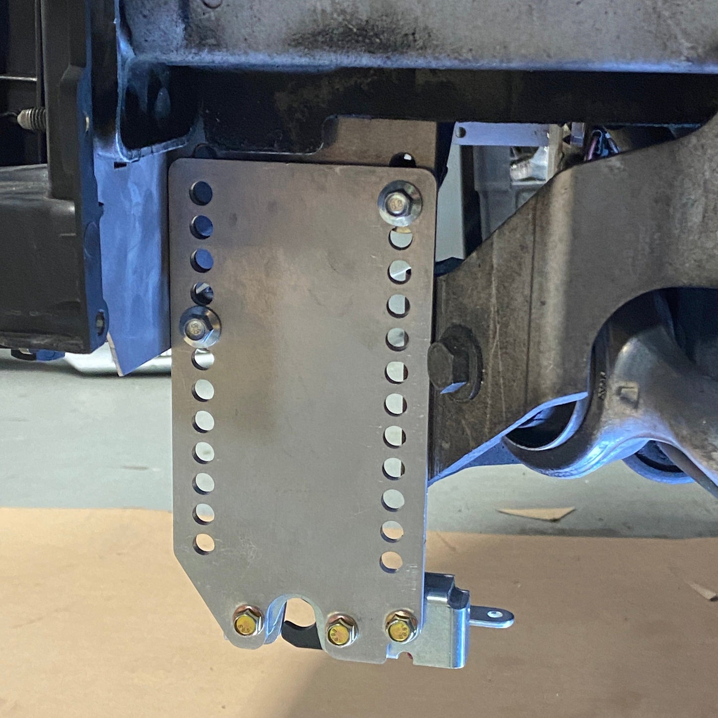 Condor Speed Shop - Splitter Mount E9X / E9X M3