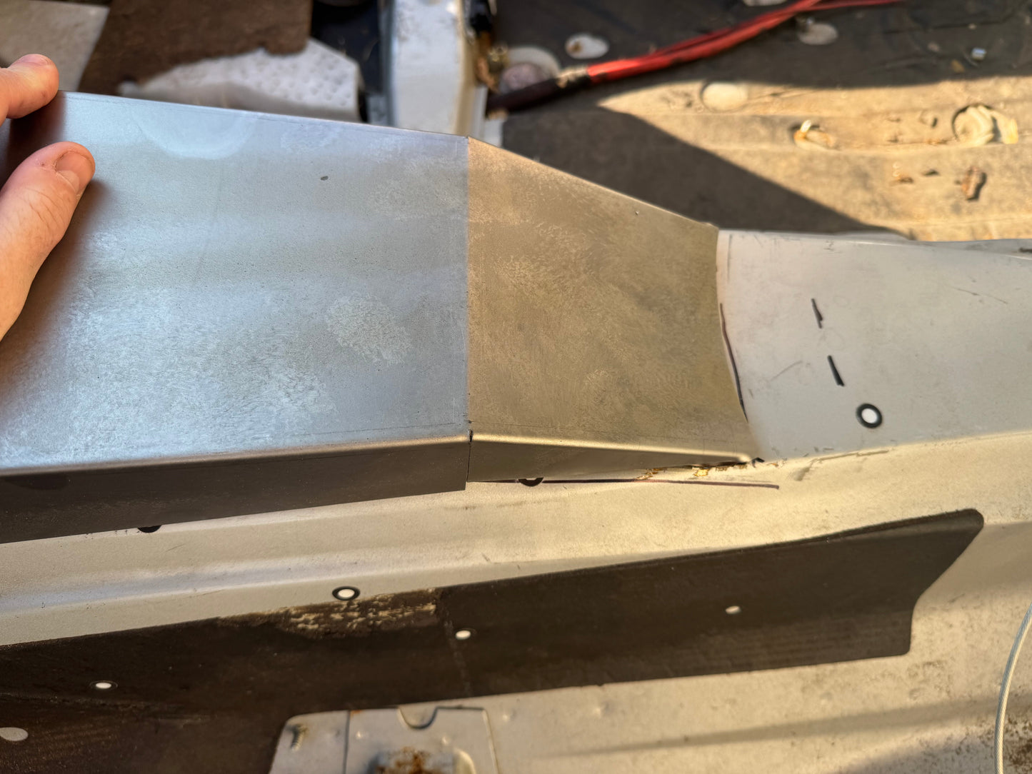 Alaria - Weld-In Trans Tunnel Topper for BMW E36