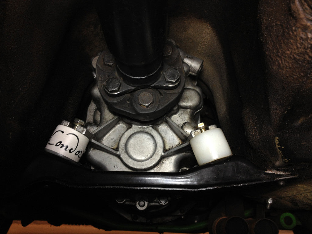 Condor Speed Shop - Solid Transmission Mount Set -  E39