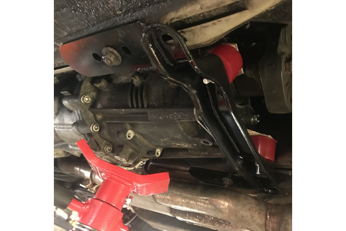 E30 6 Speed Transmission Extension Brackets - M60, S54, and M50 compatible