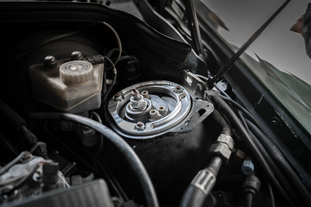 190E (W201) Aluminum Front Strut Tower Reinforcements-Suspension Parts-grip-drift-Bare-Garagistic-bmw