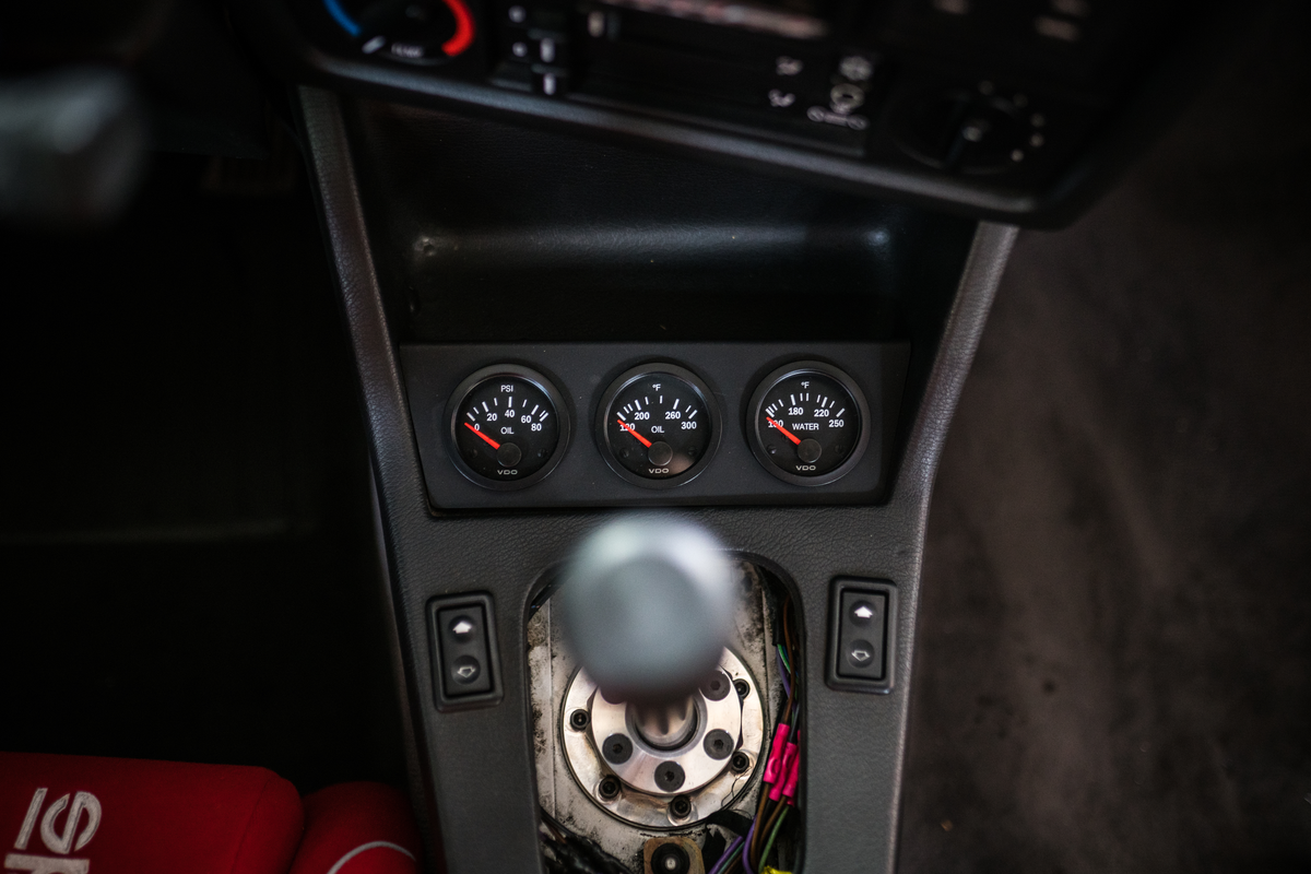 E30 Front Ashtray Gauge Pod