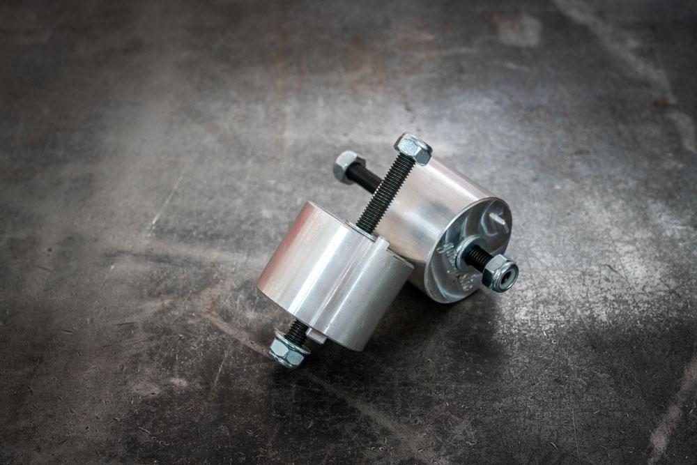 E30 IX Motor Mount Bushings - 1181113232, 11811130139