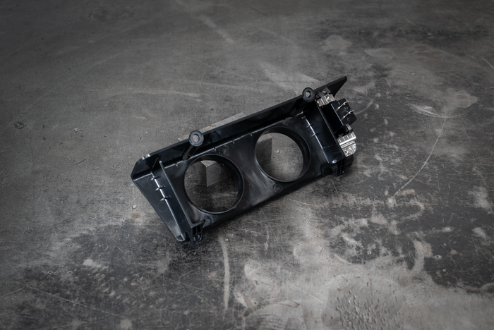 Garagistic - E30 Luxury Gauge Pod w/ USB plug