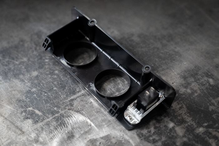 Garagistic - E30 Luxury Gauge Pod w/ USB plug