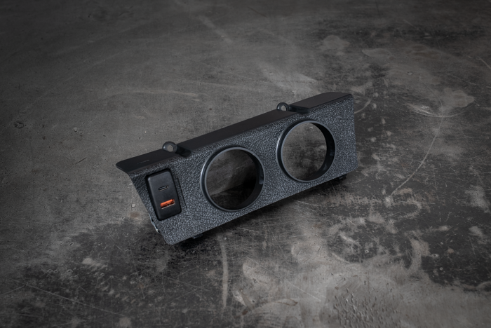 Garagistic - E30 Luxury Gauge Pod w/ USB plug