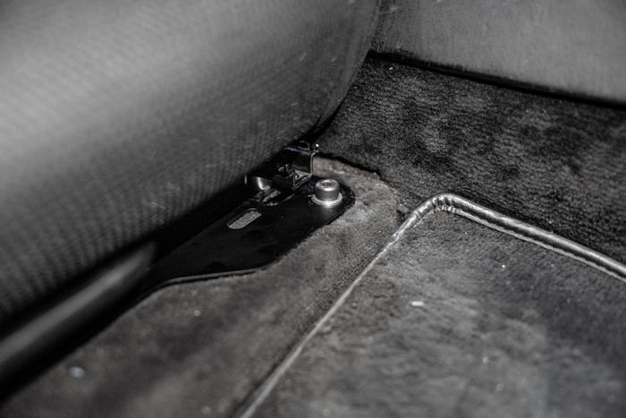 Garagistic Mercedes 190E Seat Mount Adapter