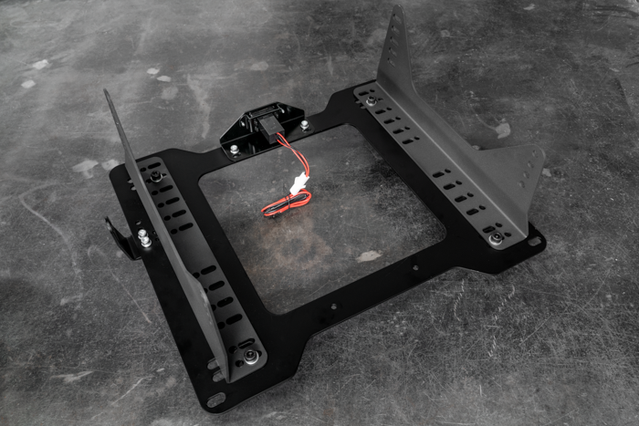 Garagistic Mercedes 190E Seat Mount Adapter