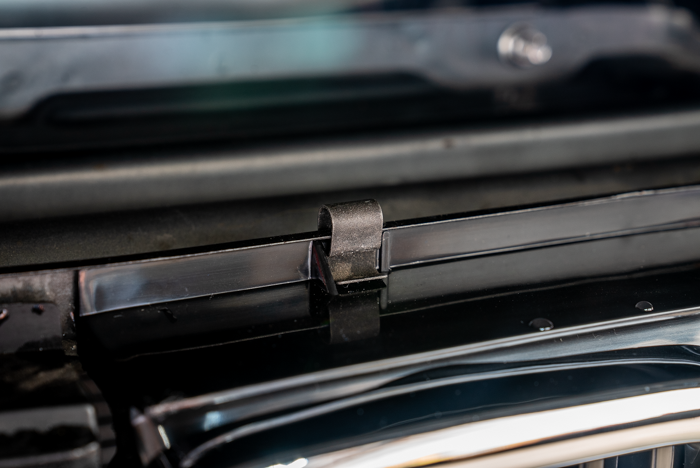 E30 Gloss Black Kidney Grill - Aftermarket Replacement (51131945877)-Exterior Body Parts-grip-drift-Garagistic-bmw