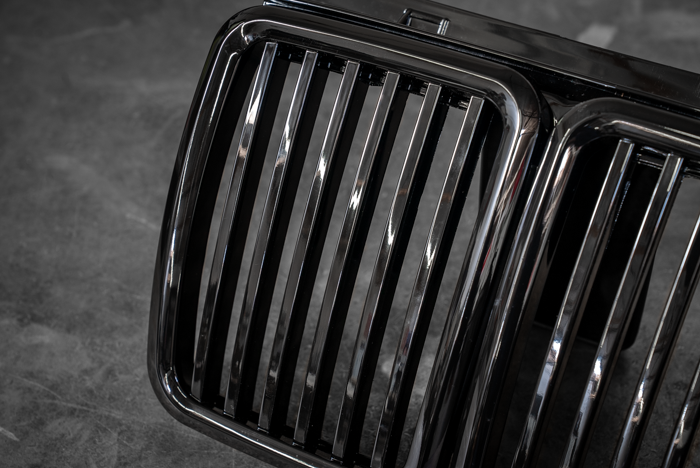 E30 Gloss Black Kidney Grill - Aftermarket Replacement (51131945877)
