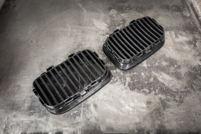 Garagistic - E36 (92-95) Matte Black Kidney Grille Set - 51138122237, 51138122238