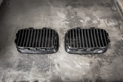 Garagistic - E36 (92-95) Matte Black Kidney Grille Set - 51138122237, 51138122238