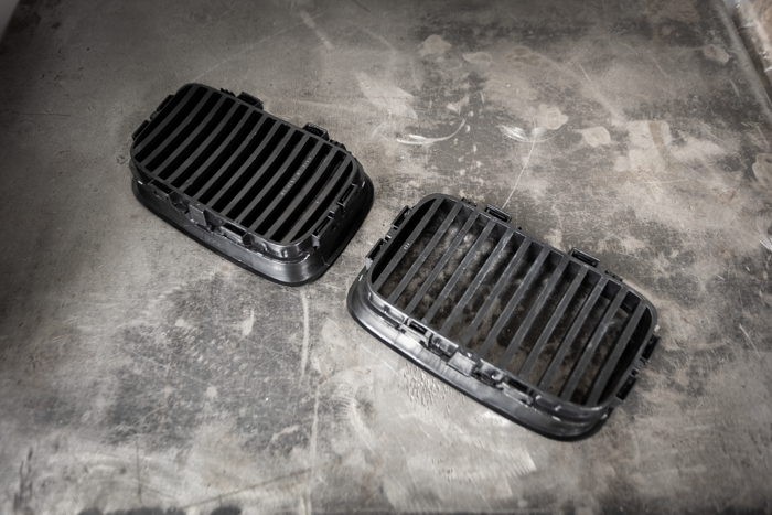 Garagistic - E36 (92-95) Matte Black Kidney Grille Set - 51138122237, 51138122238