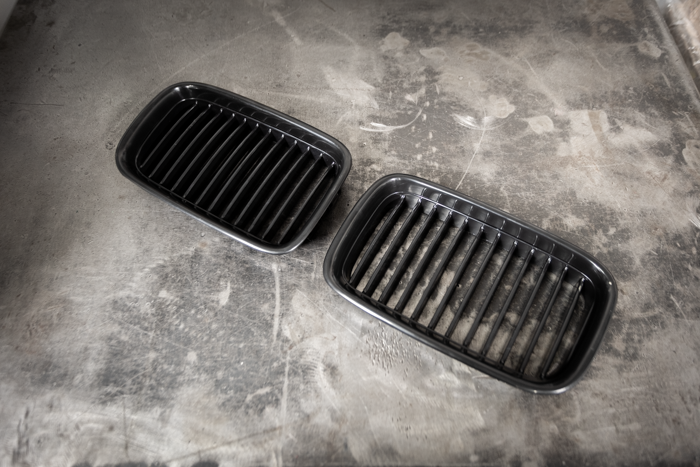 Garagistic - E36 (92-95) Matte Black Kidney Grille Set - 51138122237, 51138122238