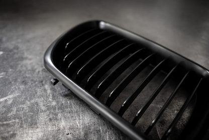 Garagistic - E36 (96-99) Matte Black Kidney Grille Set - 51138195151, 51138195152