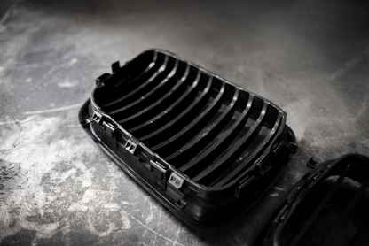 Garagistic - E36 (96-99) Matte Black Kidney Grille Set - 51138195151, 51138195152